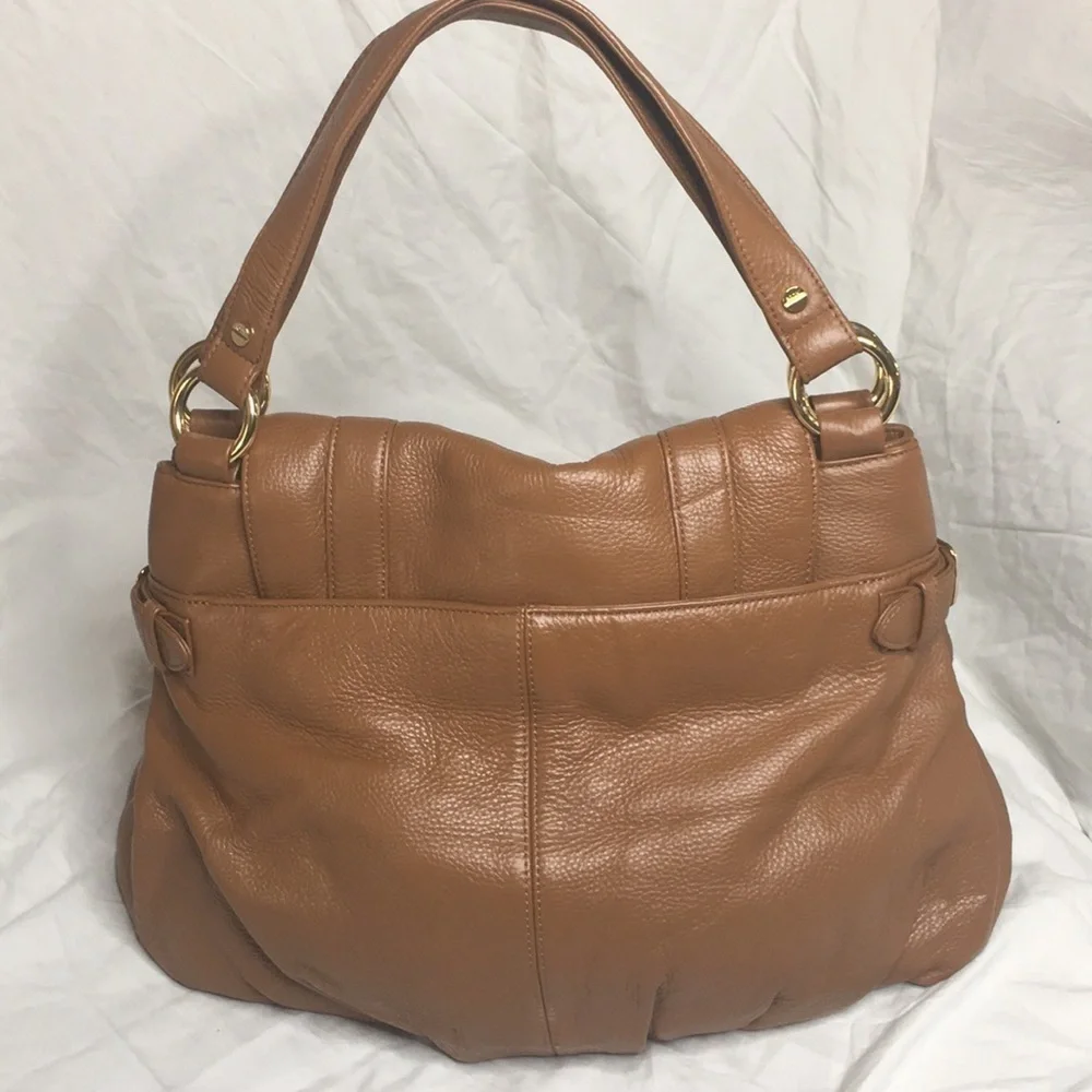 BODHI  LUGGAGE Brown with gold hardware LEATHER